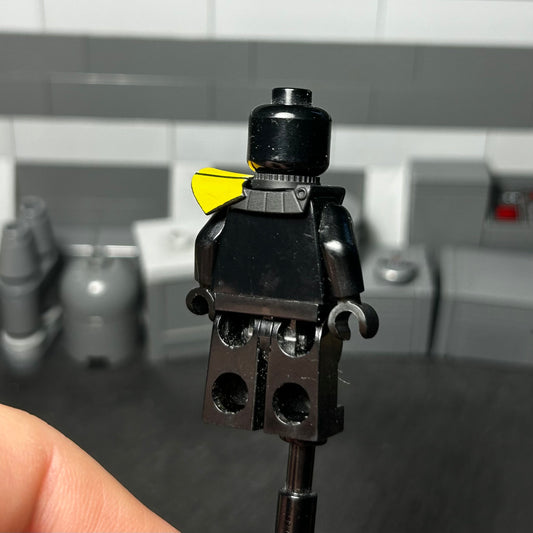 Pauldron 327th bright yellow V3