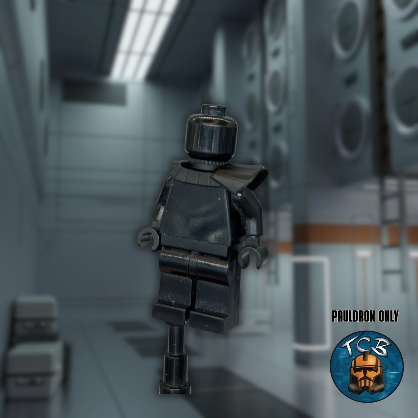 Commander Grunt Pauldron – No Pouches – V3