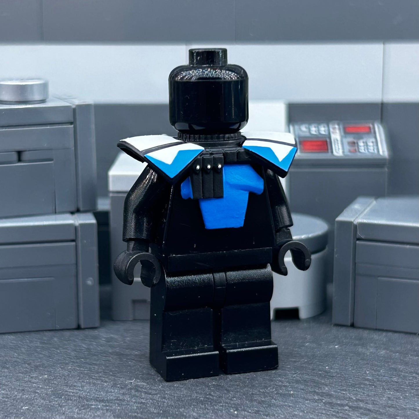 Arc Trooper pauldrons with chestplate