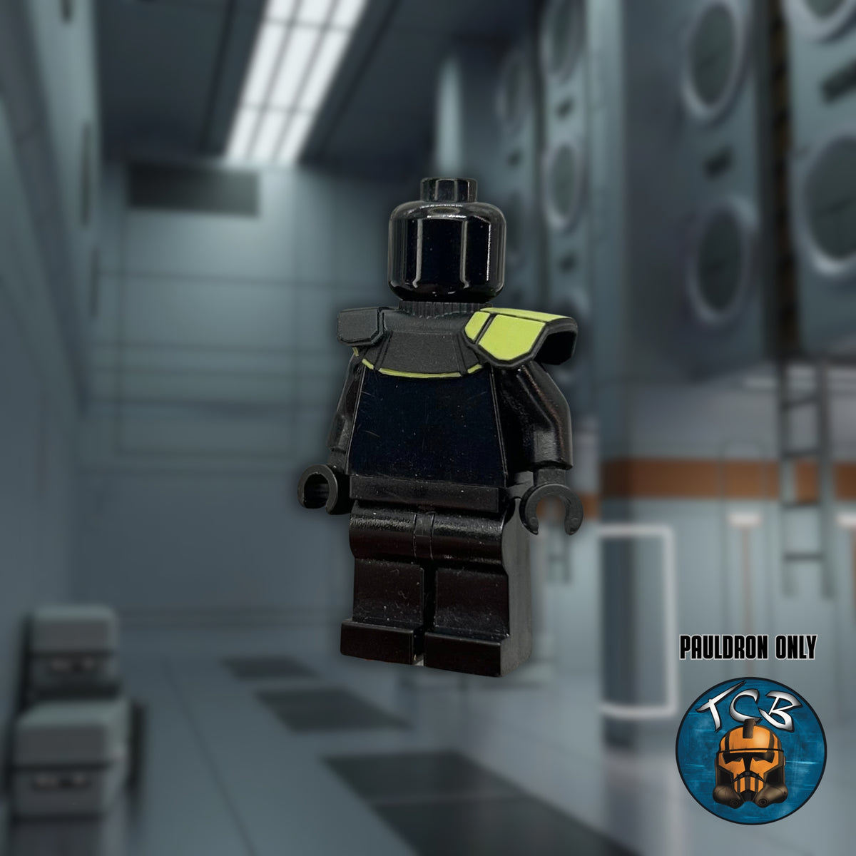 Commander Trauma Pauldron
