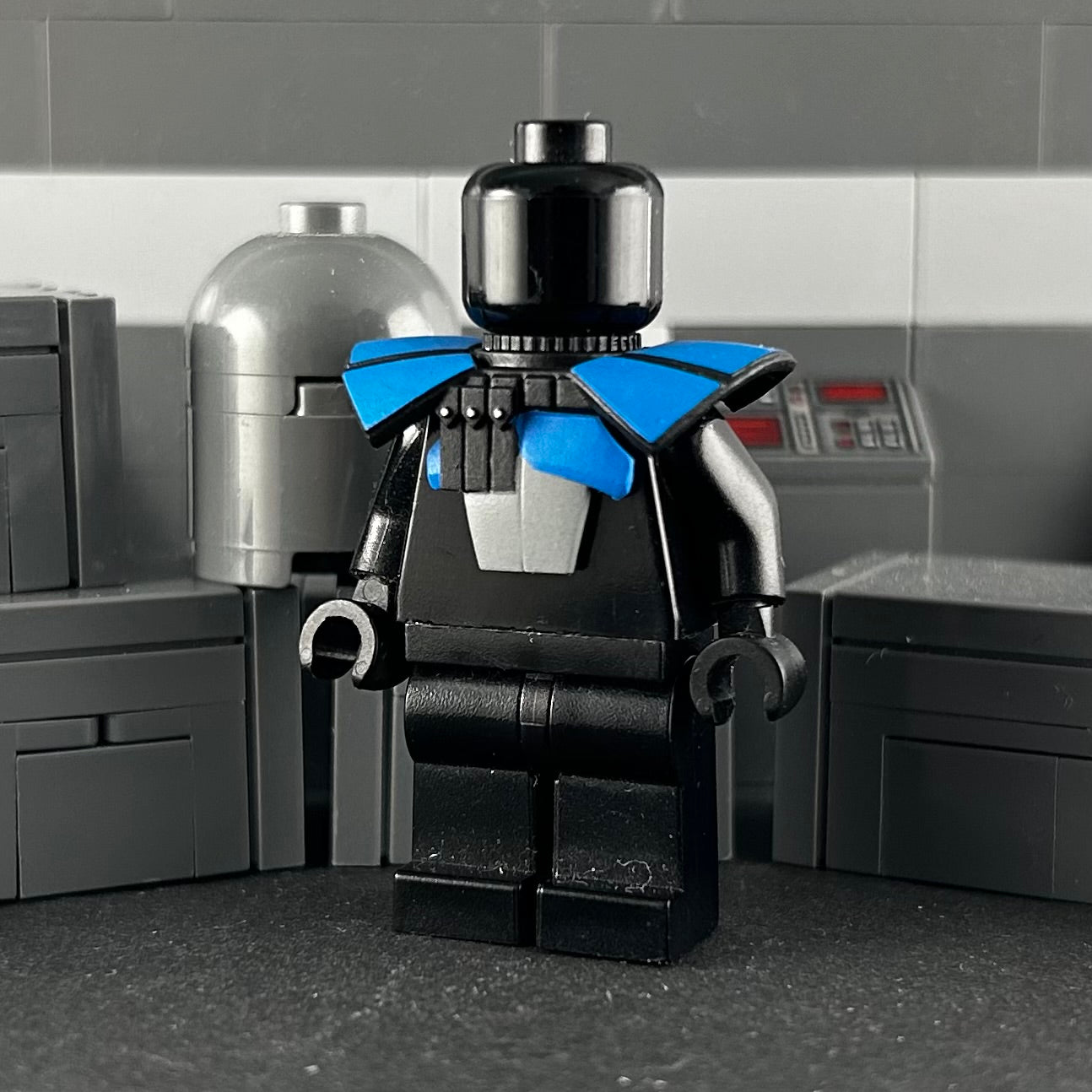 Arc Trooper pauldrons with chestplate