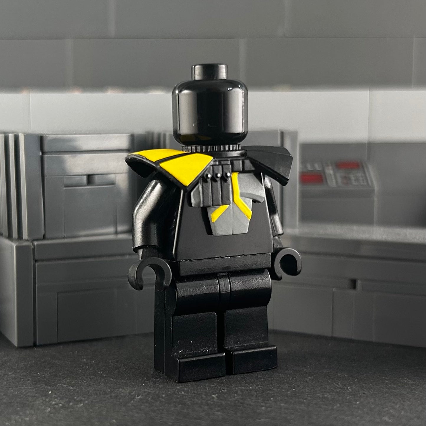 Arc Trooper pauldrons with chestplate