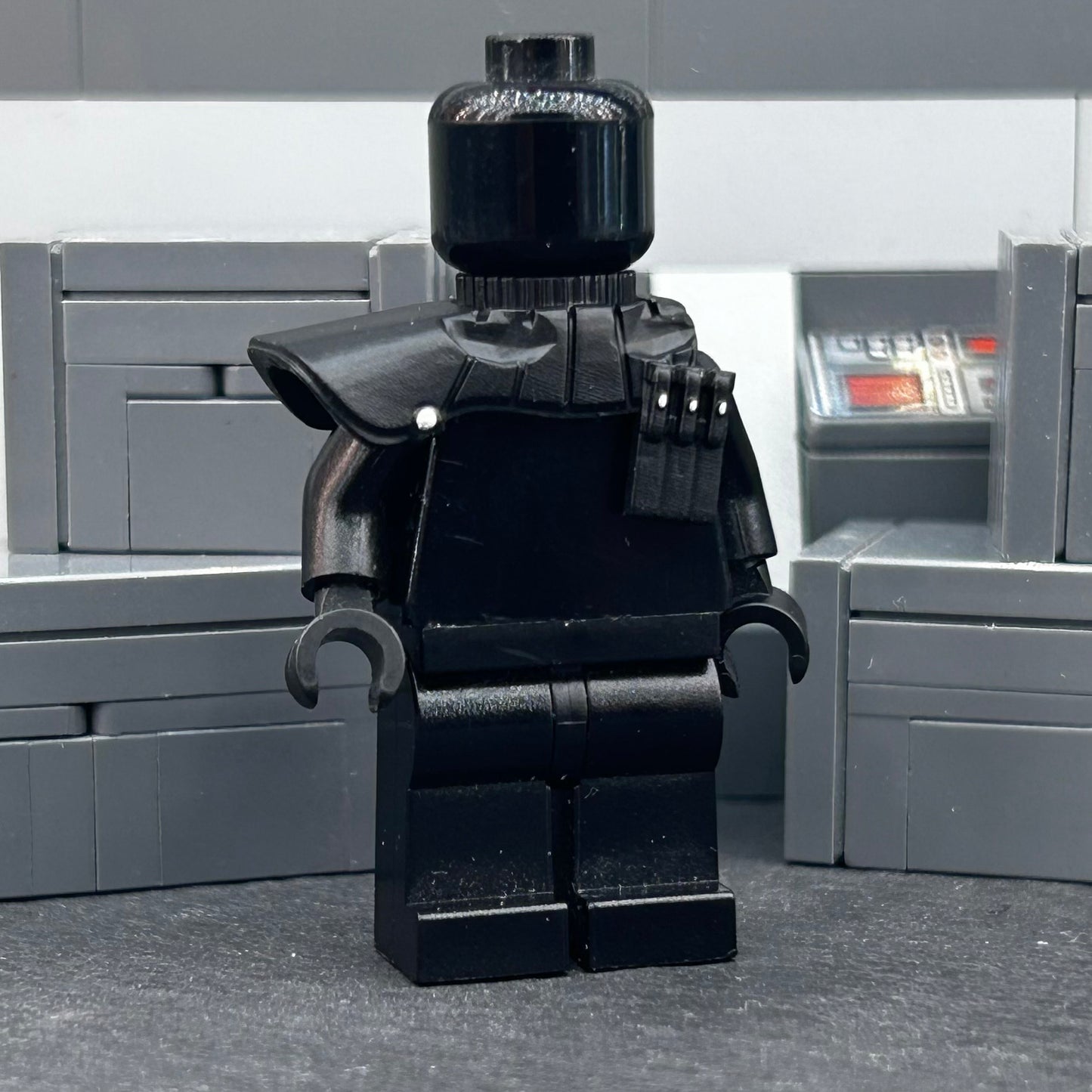 Pauldrons Death Trooper fits new helmet