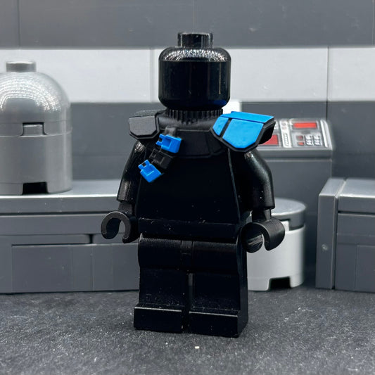 Pauldrons commander Appo