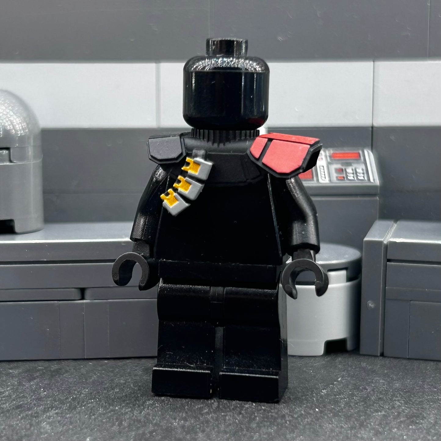 Shadow Trooper Pauldron