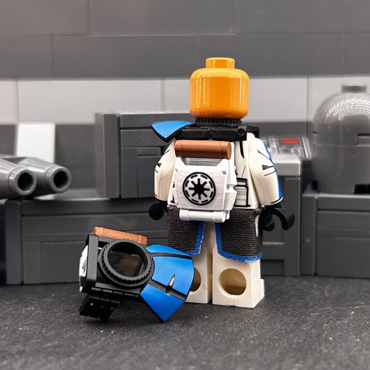 Pauldron Commander Rex "Burying the dead"