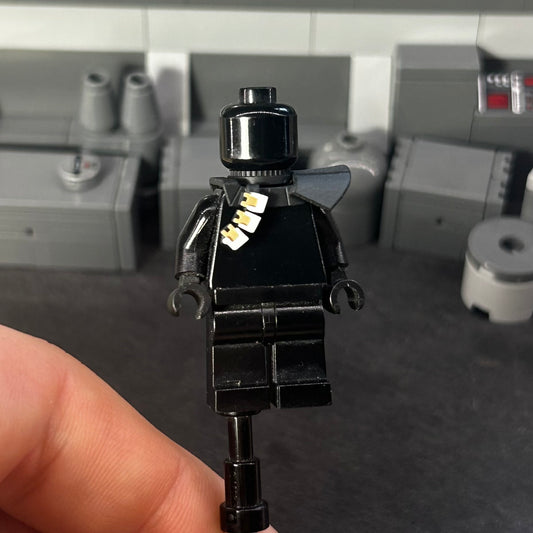 Pauldron Grunt Black Curved Pockets V3