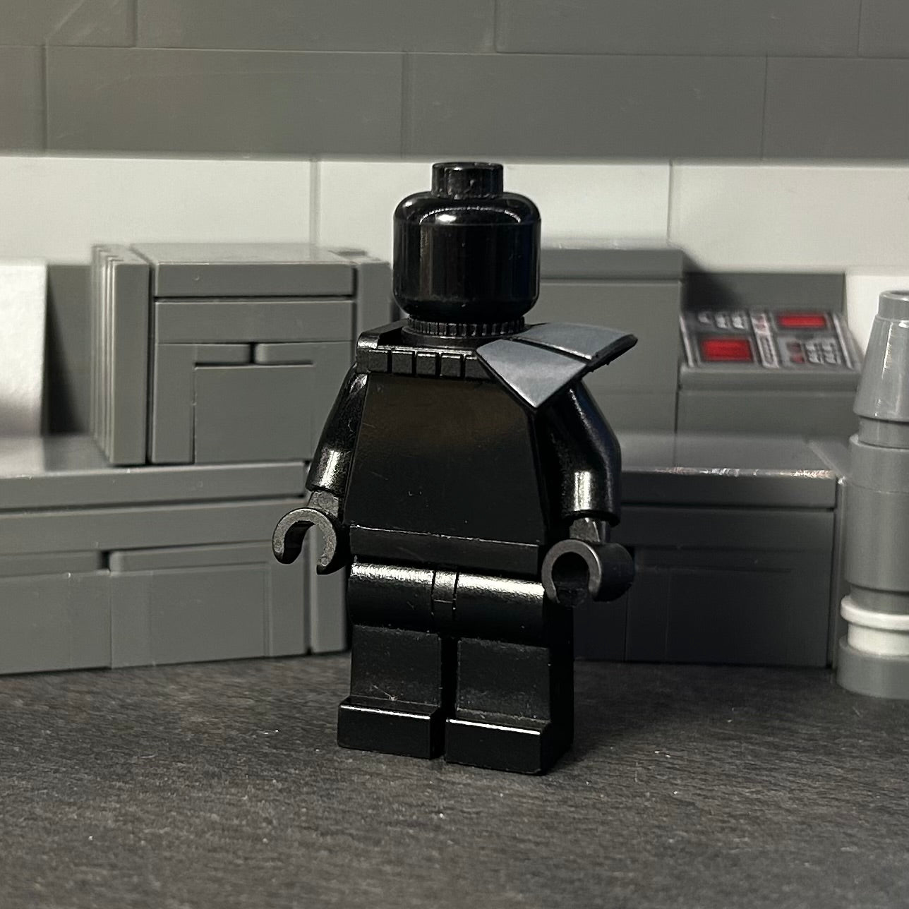 41st Elite Corps Pauldron - Landing Platform