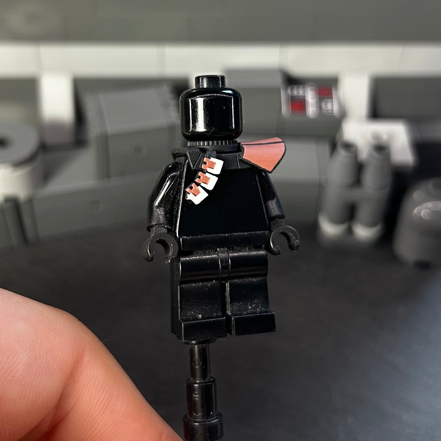 Forgotten Legion Pauldron – V3