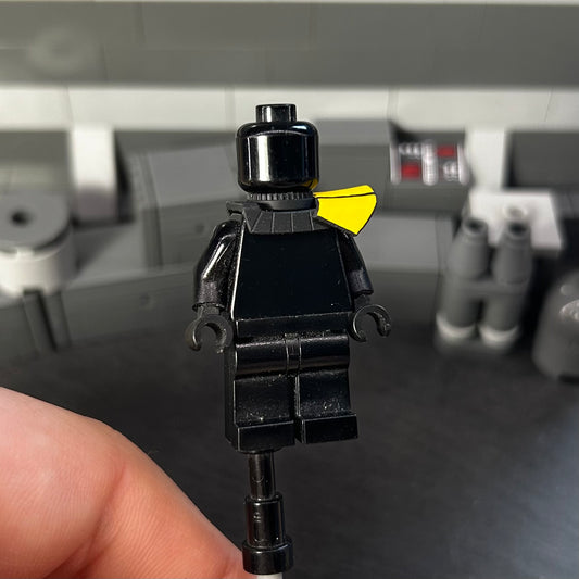 13th Iron Battalion Pauldron – Bright Yellow – No Pouches – V3