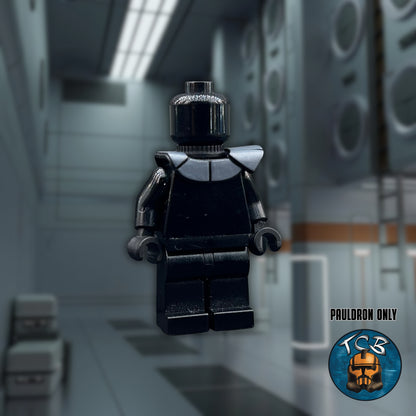 Lieutenant Thire Pauldron