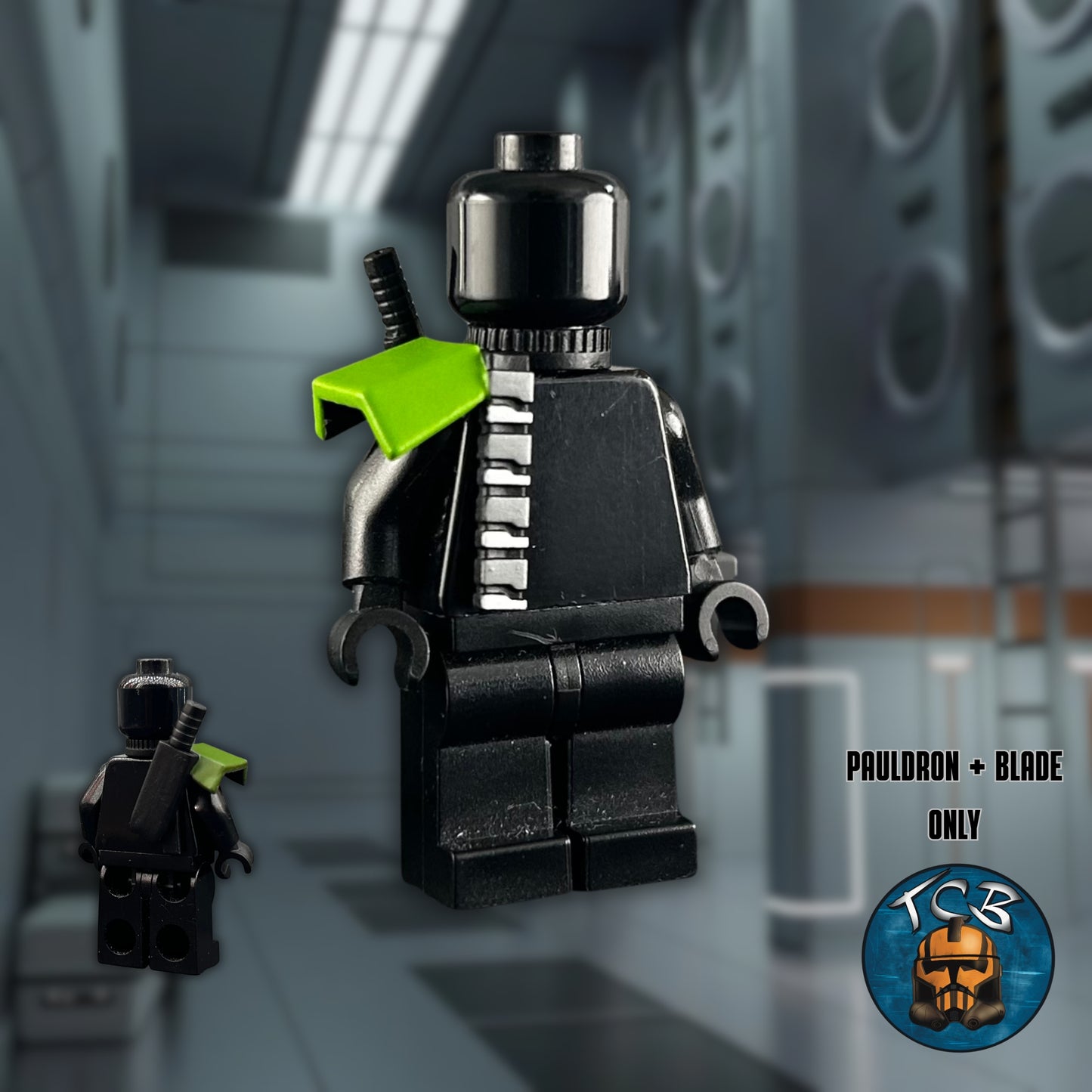 Commander Grey Pauldron